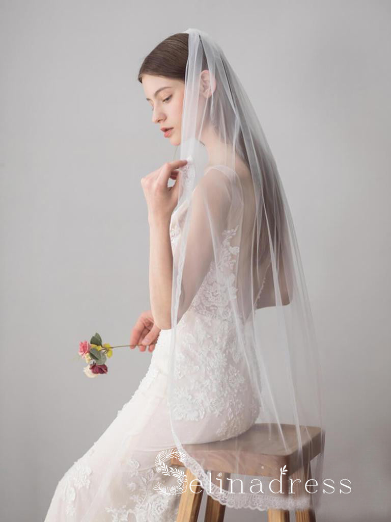http://www.selinadress.com/cdn/shop/products/ivory-tulle-wedding-veils-one-layer-bridal-veil-with-lace-hem-alc012_1200x1200.jpg?v=1572163351