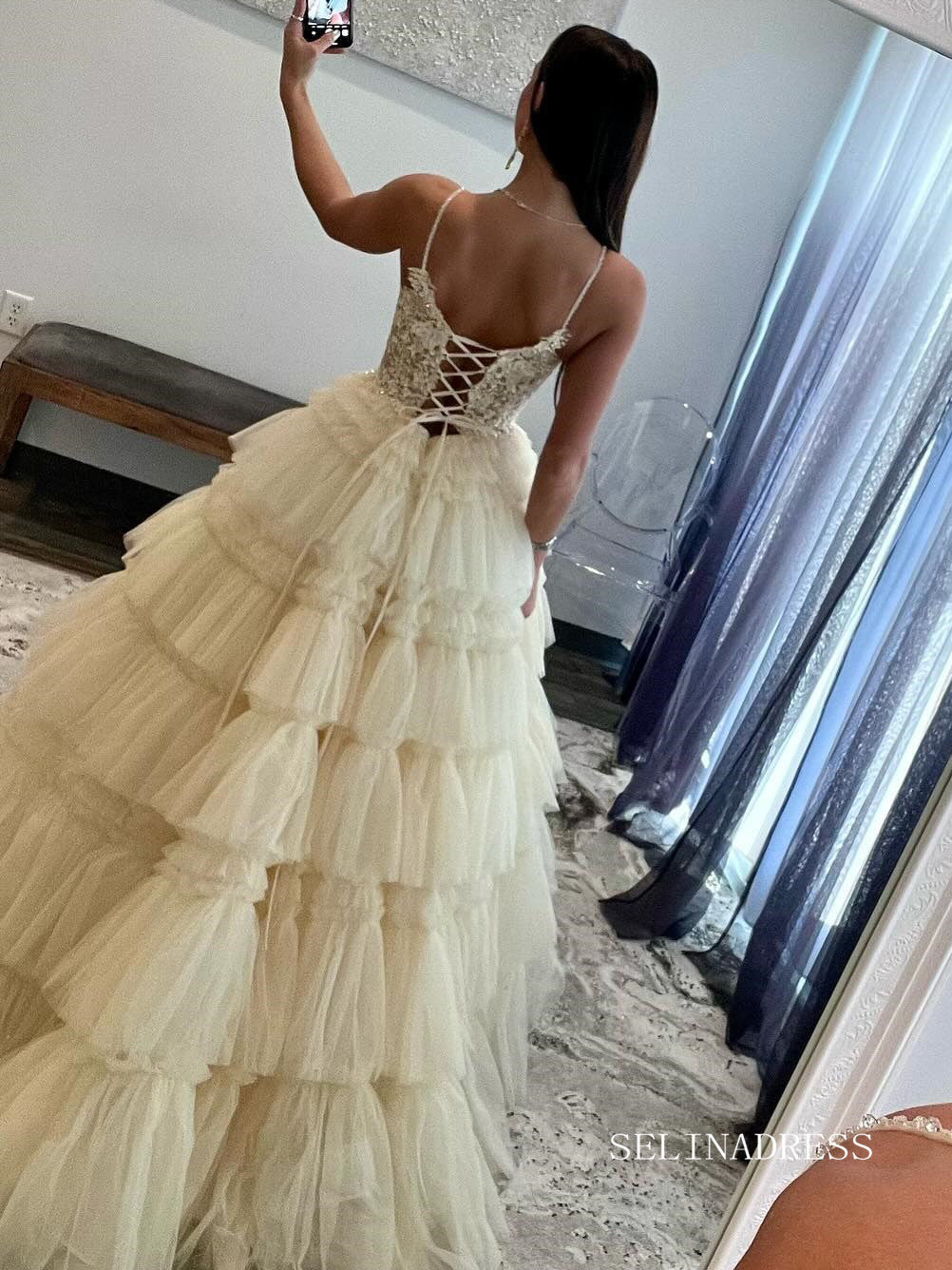 A-line Spaghetti Straps Lace Tulle Multi-Tiered Long Prom Dresses lpk804|Selinadress