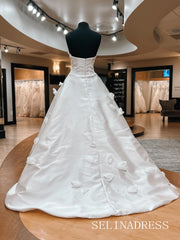 A-line White Sweetheart Wedding Dress Satin Bridal Gowns With Hand Made Flower Train TKL3045|Selinadress