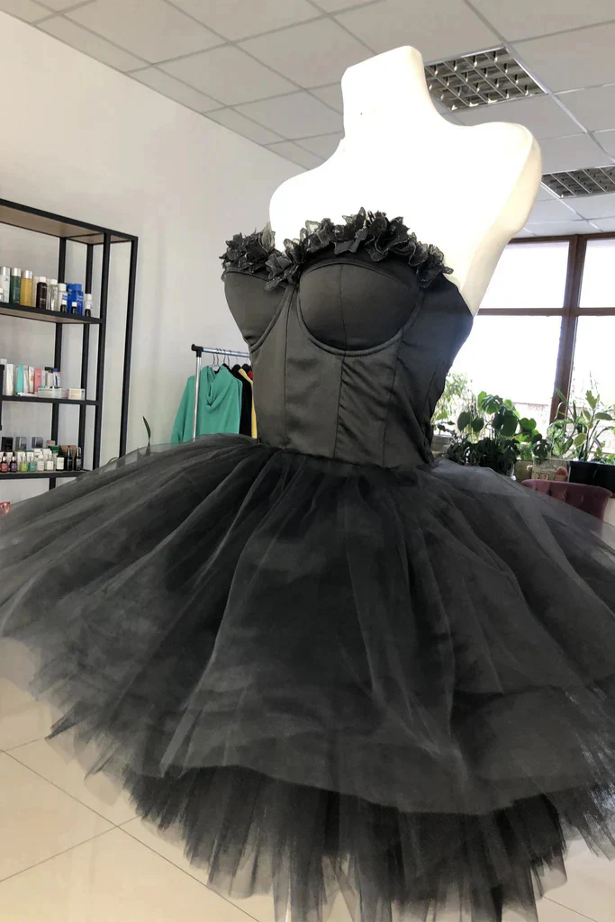 Chic Black Sweetheart Short Prom Dress Tulle Homecoming Dress #TKL2170|Selinadress