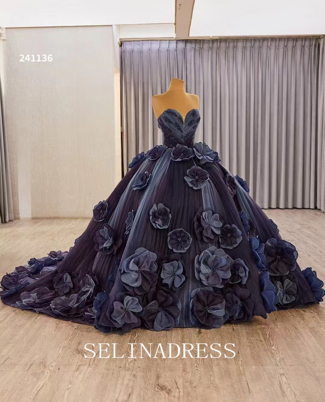 Dark Navy Sweetheart Luxury Prom Dress Hand made Floral Ball Gown Quincess Wedding Dresses 241136|Selinadress