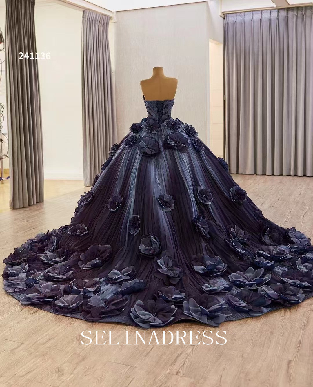 Dark Navy Sweetheart Luxury Prom Dress Hand made Floral Ball Gown Quincess Wedding Dresses 241136|Selinadress