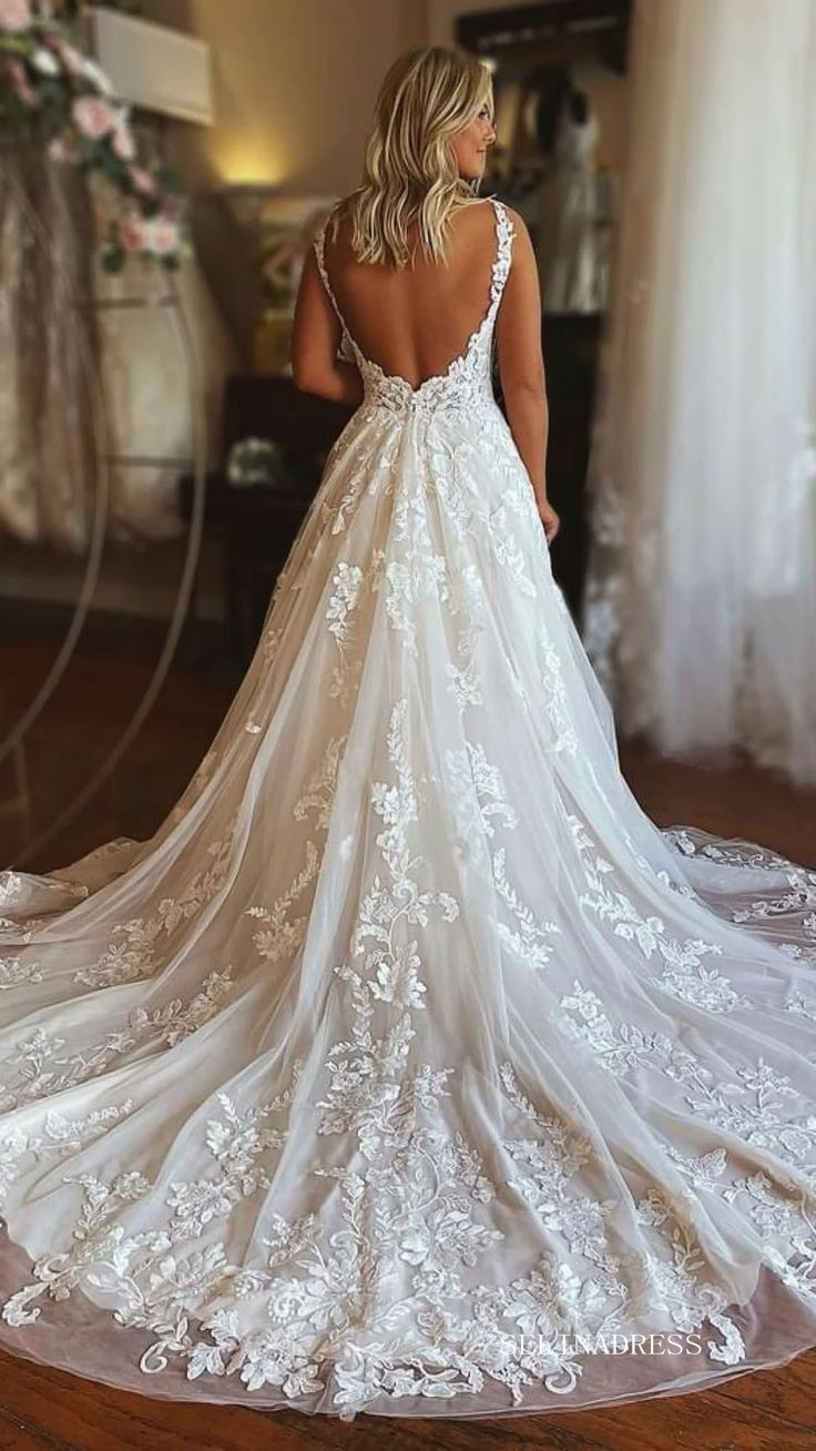 Elegant V neck Embroidery Lace Wedding Dresses Rustic Backless Wedding Gowns EWR810|Selinadress