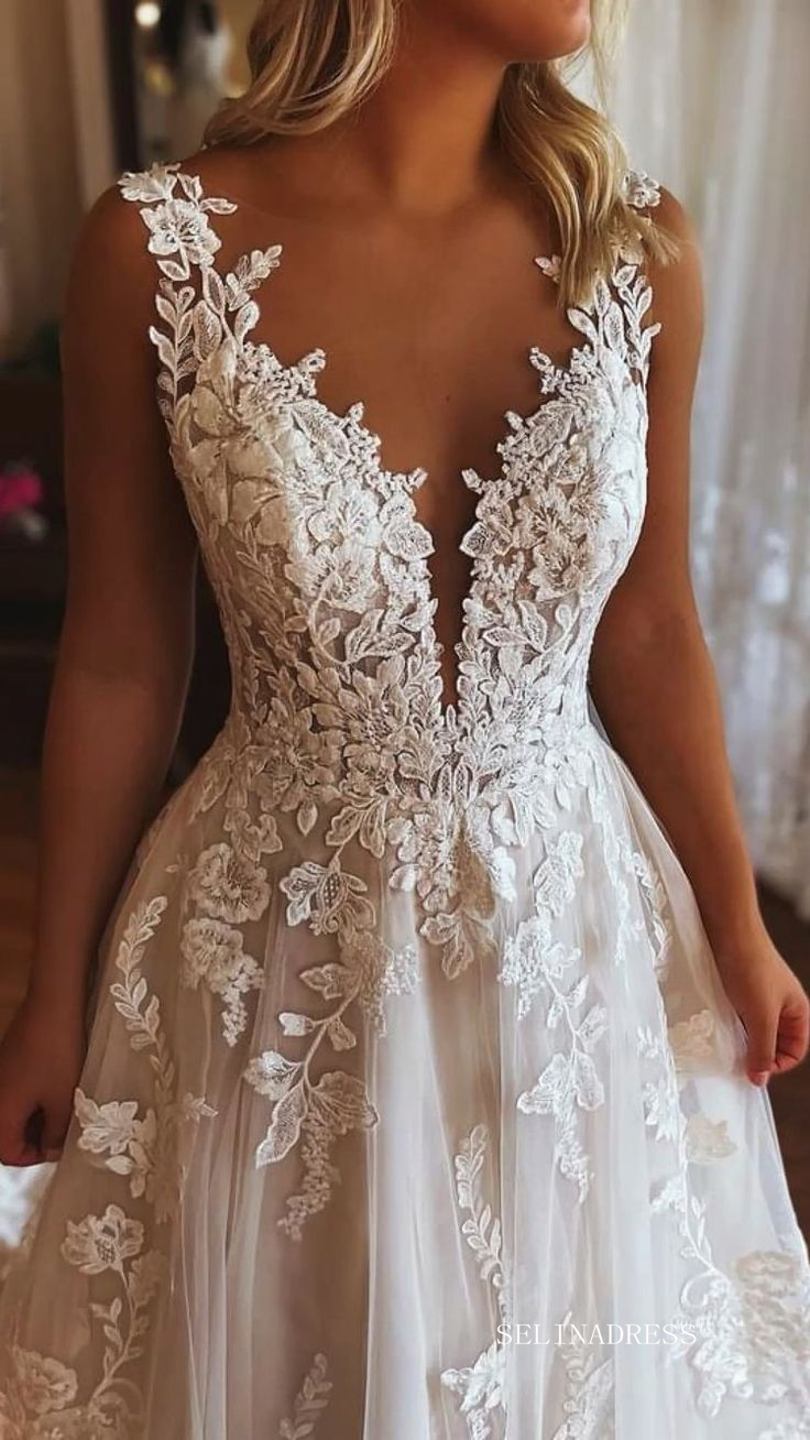 Elegant V neck Embroidery Lace Wedding Dresses Rustic Backless Wedding Gowns EWR810|Selinadress