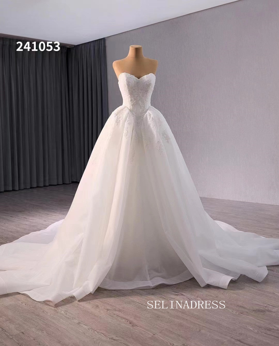 Luxury Ball Gown Sweetheart Lace Wedding Dress Haute Couture Bridal Gowns 241053|Selinadress