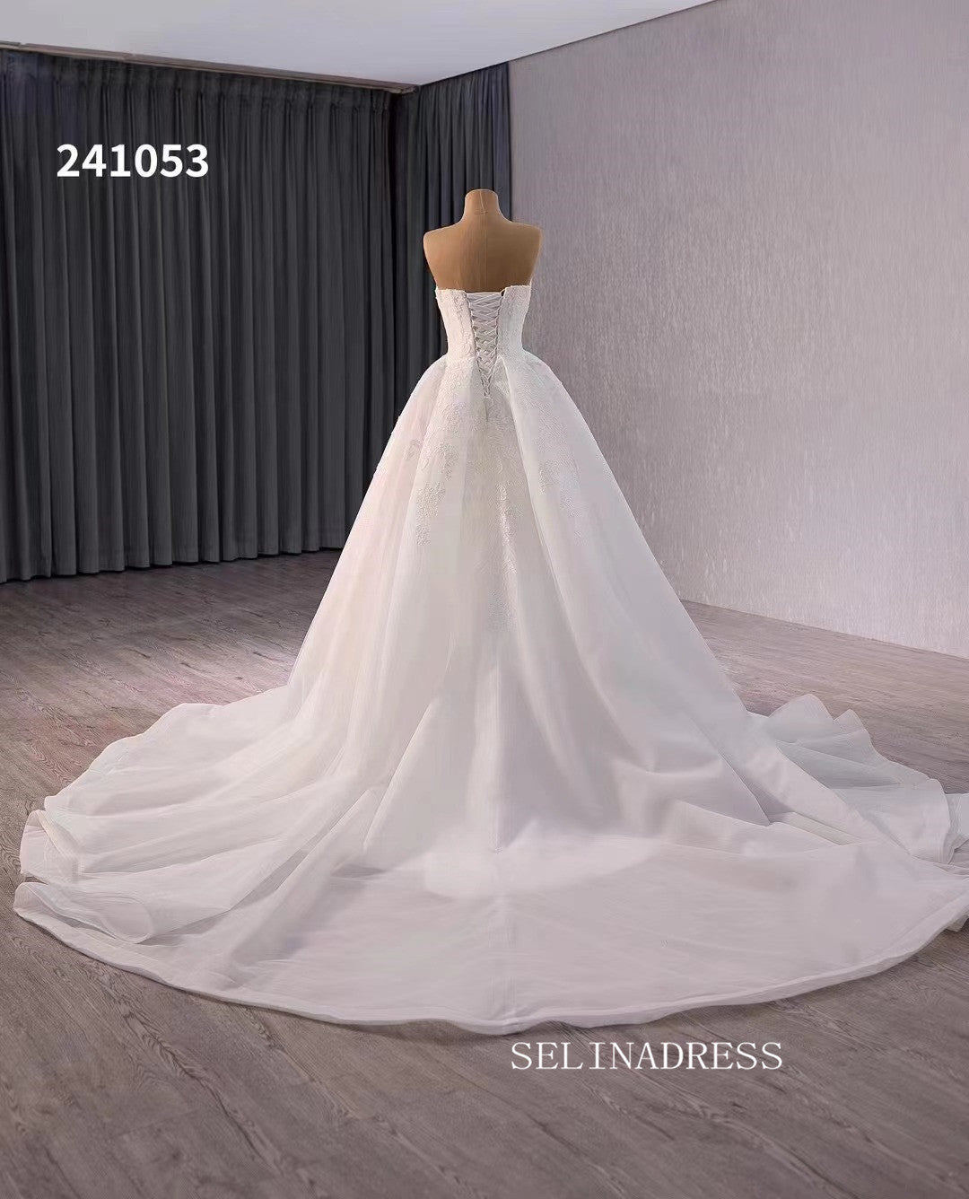 Luxury Ball Gown Sweetheart Lace Wedding Dress Haute Couture Bridal Gowns 241053|Selinadress