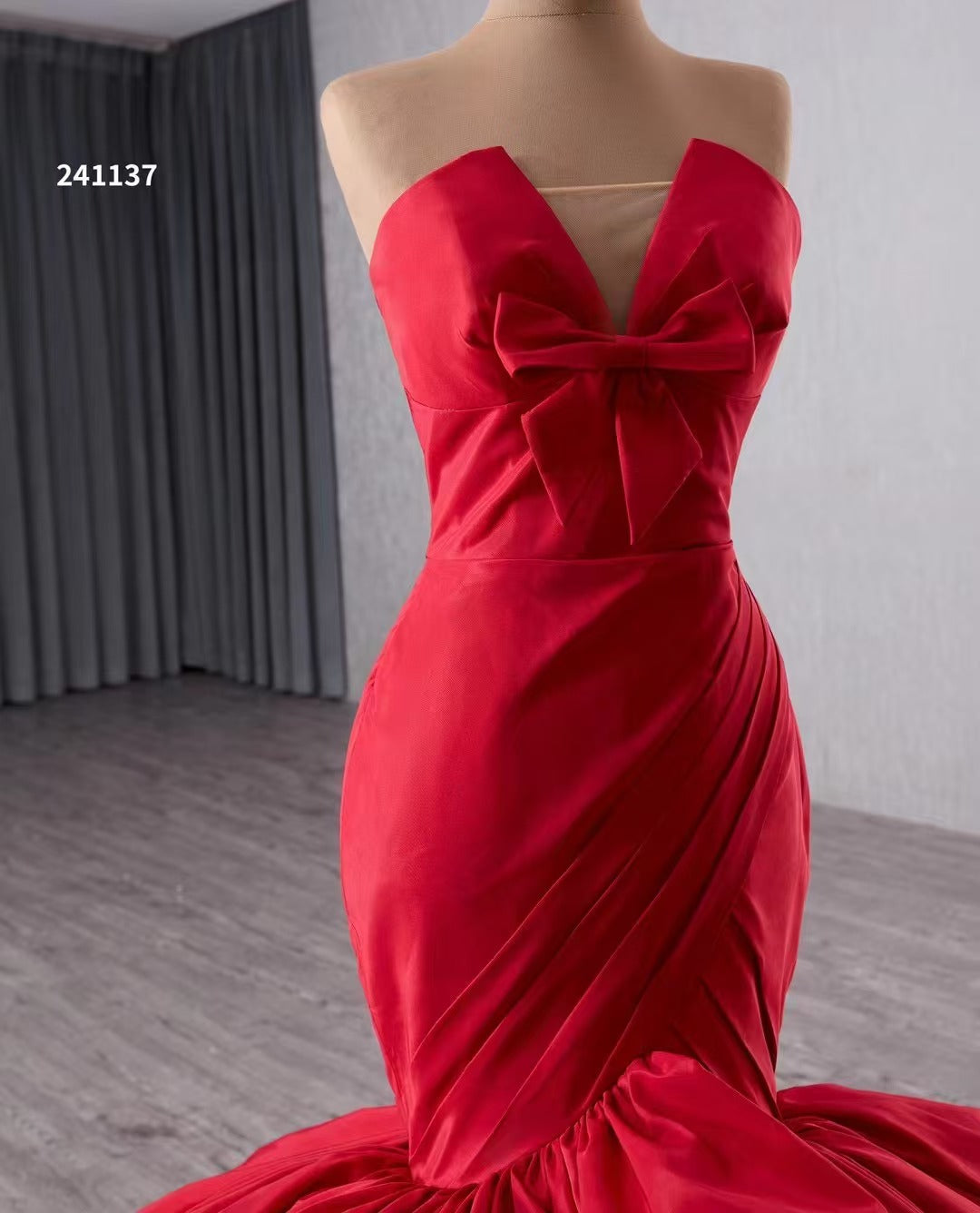 Mermaid Strapless V neck Red Long Prom Dress Formal Evening Gowns 241137|Selinadress