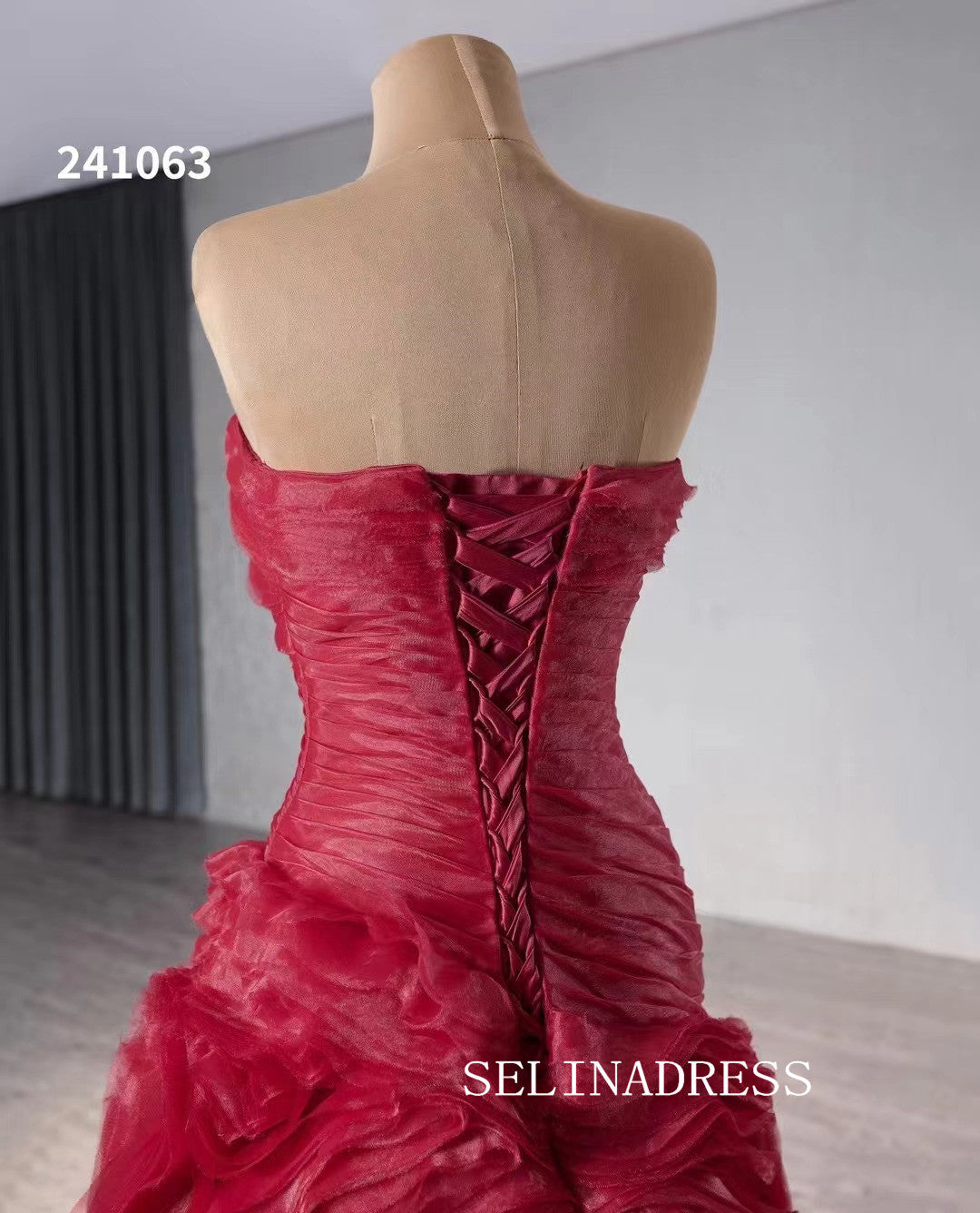 Sweetheart Red Luxury Wedding Dress Ruffles Quinceanera Dress 241063|Selinadress