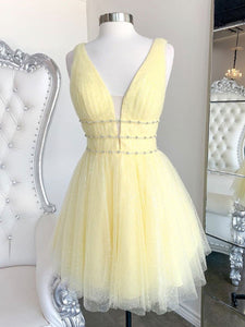 Cute yellow v neck tulle beads short prom dress yellow homecoming dress