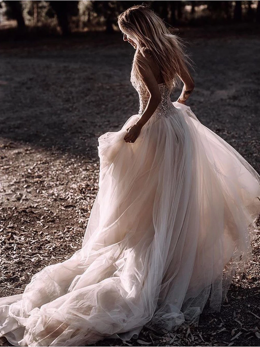 Chic A-line Sweetheart Tull Beading Amazing Rustic Wedding Dress SEW05 ...