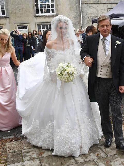 3/4 Sleeve Ivory Satin Wedding Dress With Cathedral Train Lace Wedding Gowns SEW024|Selinadress