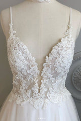 A Line Spaghetti Straps Beach Wedding Dresses Lace Wedding Gowns SED352