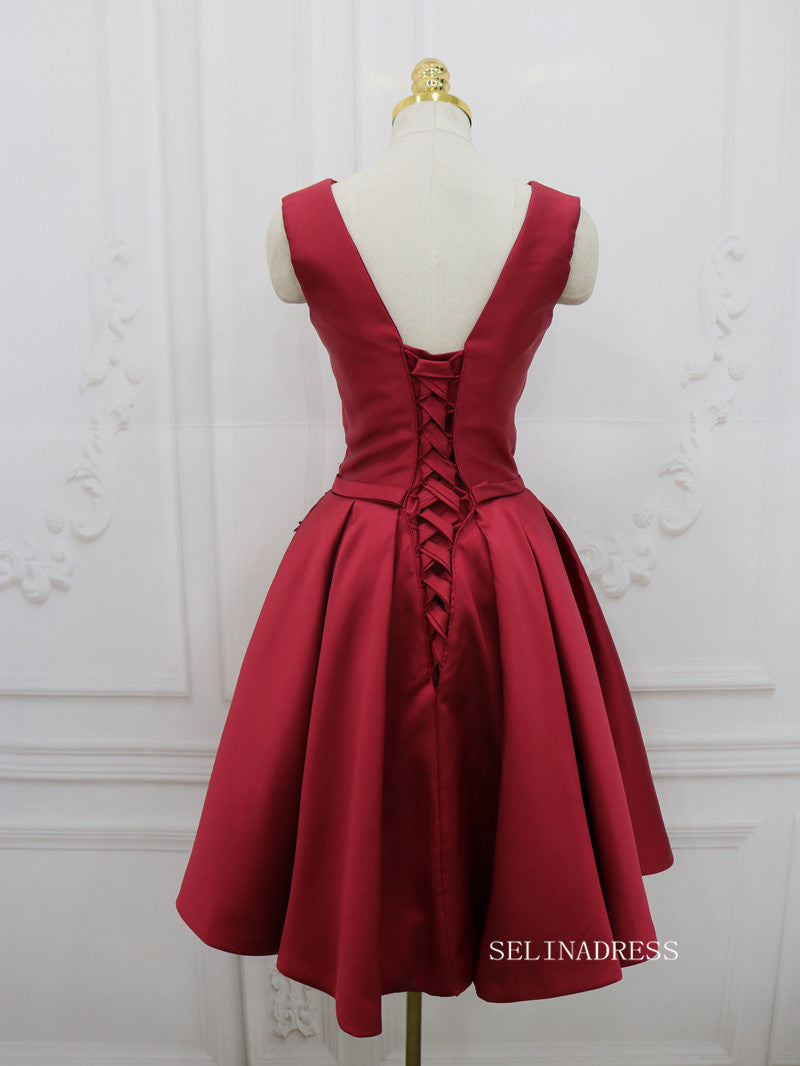 A-line Bateau Red Homecoming Dress With Applique Satin Short Prom Dresses EDS034|Selinadress