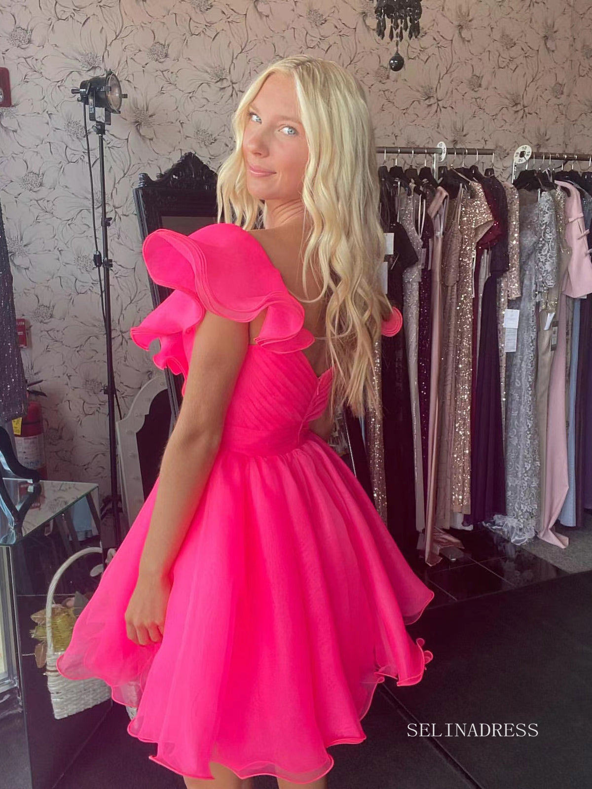 A-line V neck Fuchsia Homecoming Dresses 2022 Flouncing Short Prom Dresses #TKL016|Selinadress