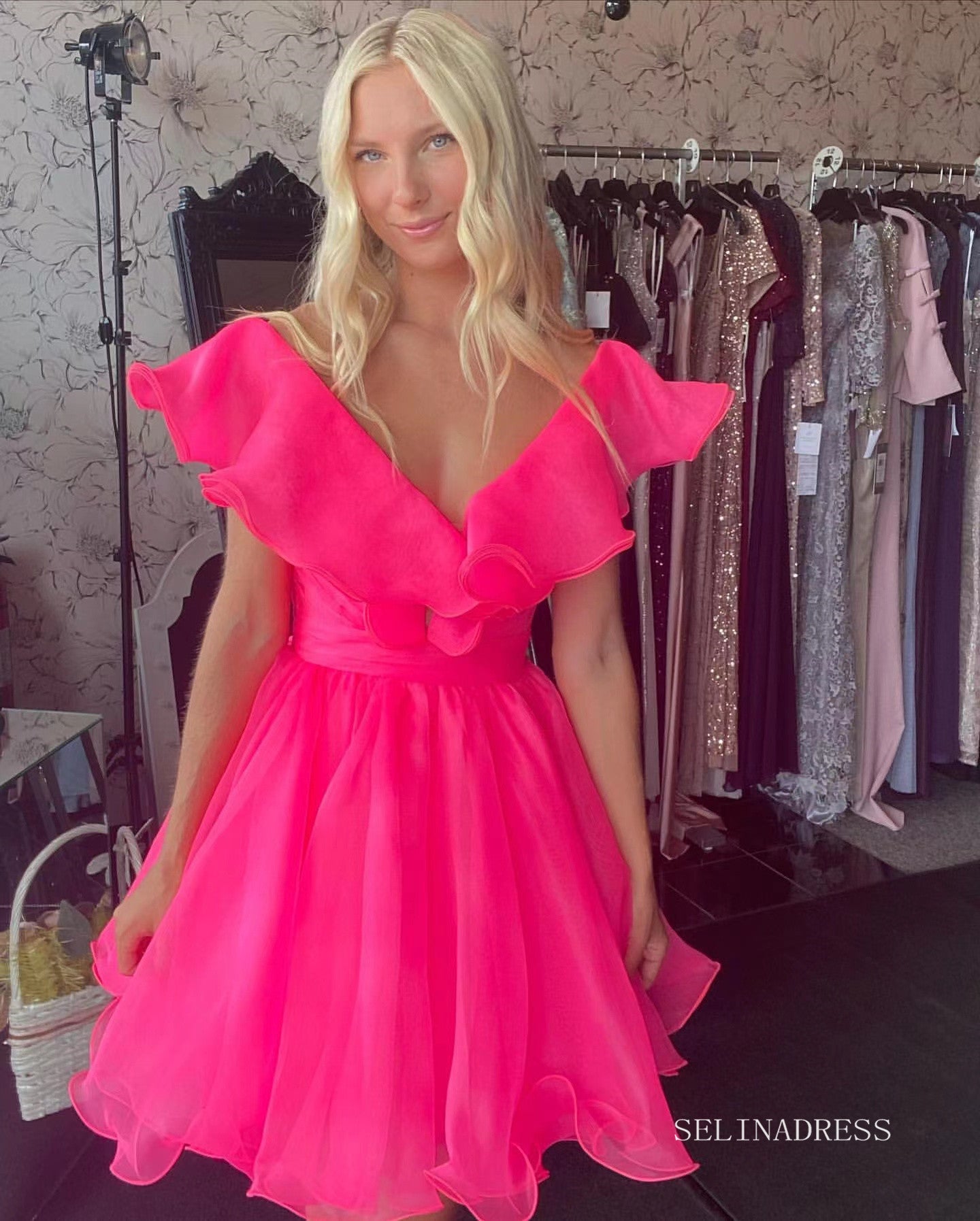 A-line V neck Fuchsia Homecoming Dresses 2022 Flouncing Short Prom Dresses #TKL016|Selinadress