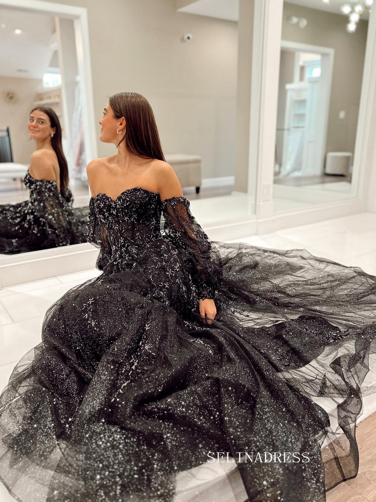 Chic A-line Sweetheart Black Long Prom Dress Long Sleeve Elegant Evening Party Dress #JKSS614|Selinadress