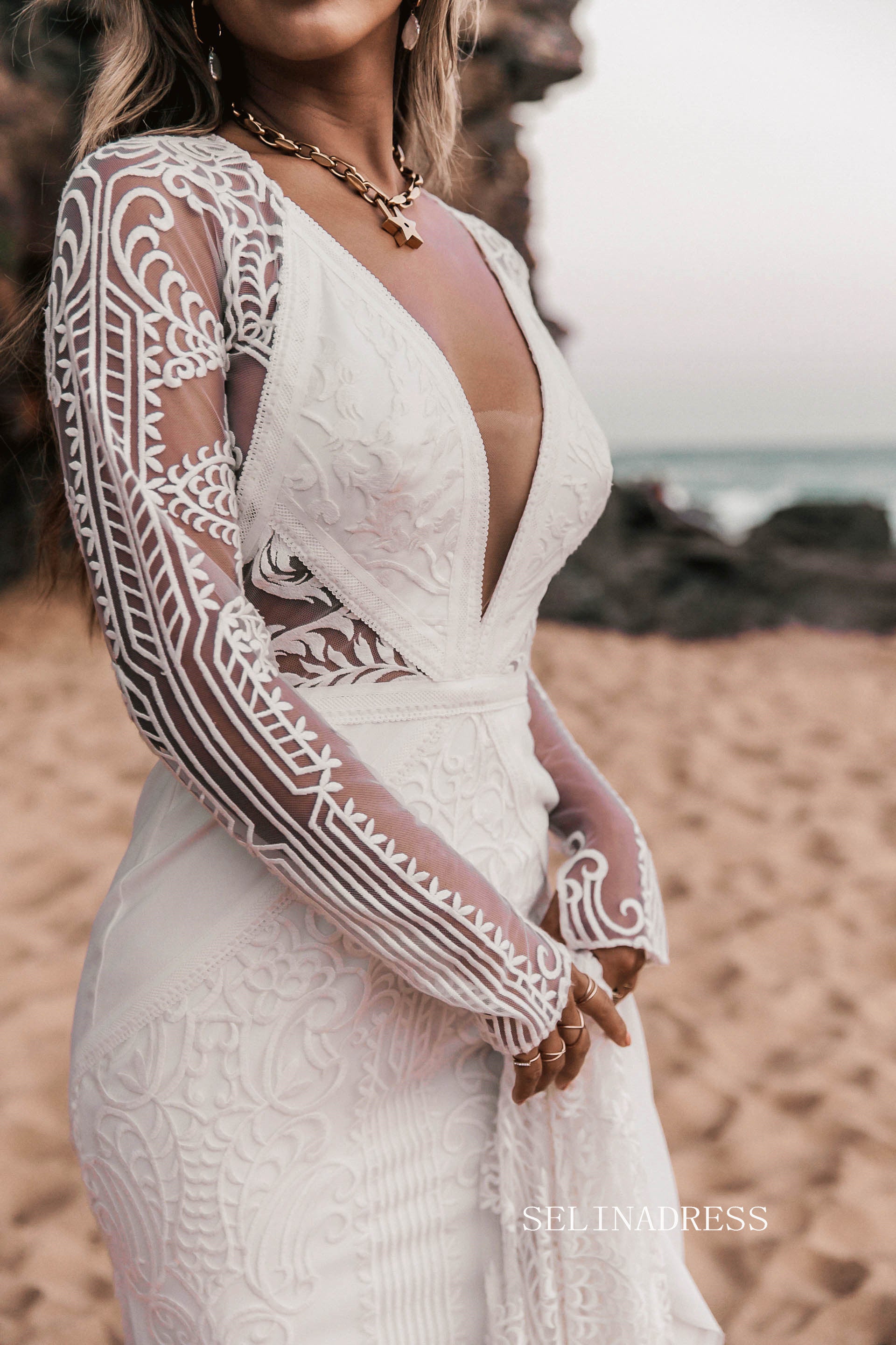 Chic Mermaid V neck Boho Wedding Dress Rustic Long Sleeve Lace Wedding Gowns MLS044|Selinadress