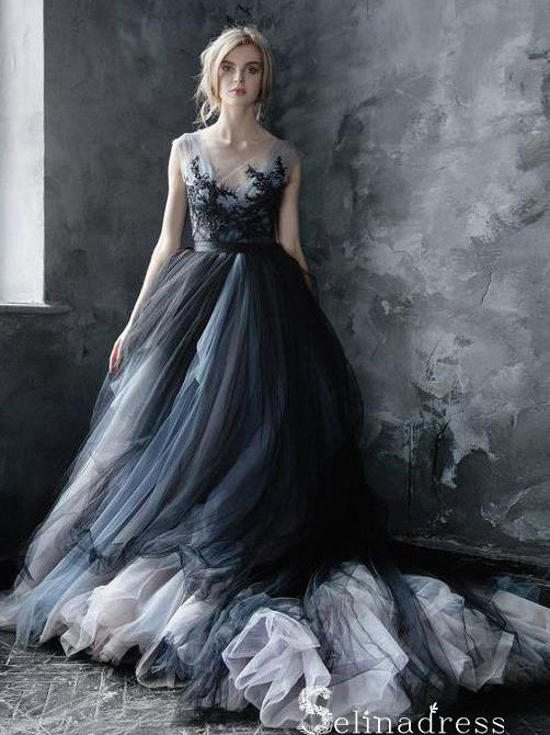 Romantic Black Wedding Dresses Modest Long Train Lace Ombre Wedding Go –  SELINADRESS